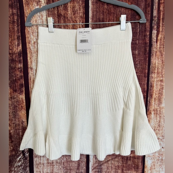 Free People | NWT Solid Gold Skirt - Picture 3 of 5